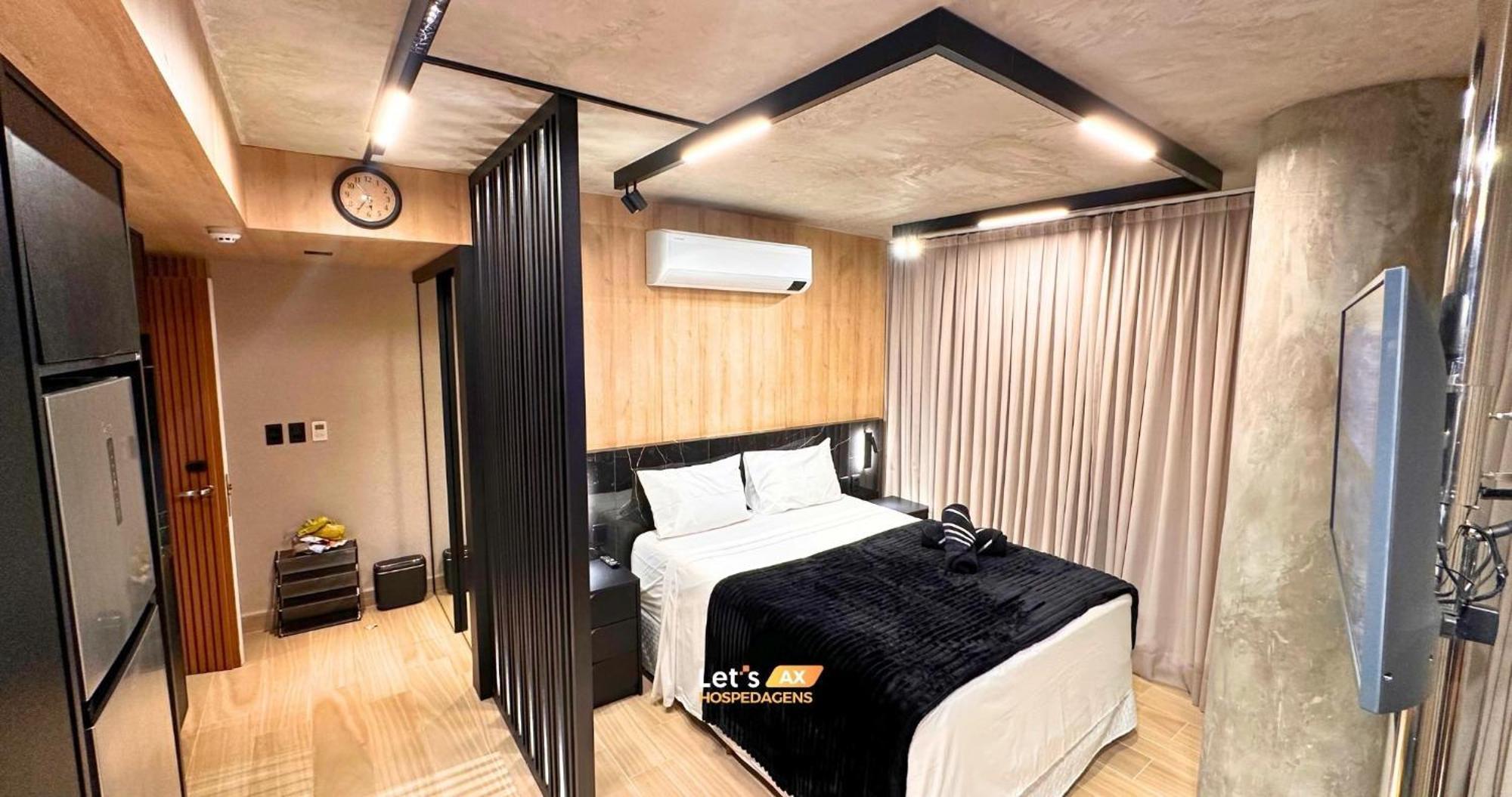 Setai Yacht